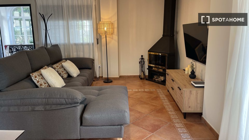 Apartment Valencia, 2 beds, 280m² — photo 15