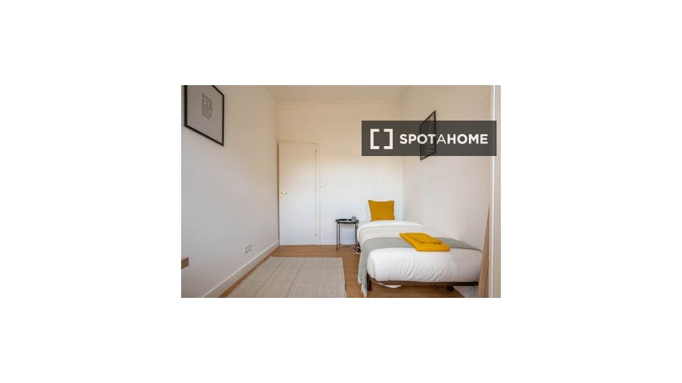 Double room Porto, 7 beds — photo 2