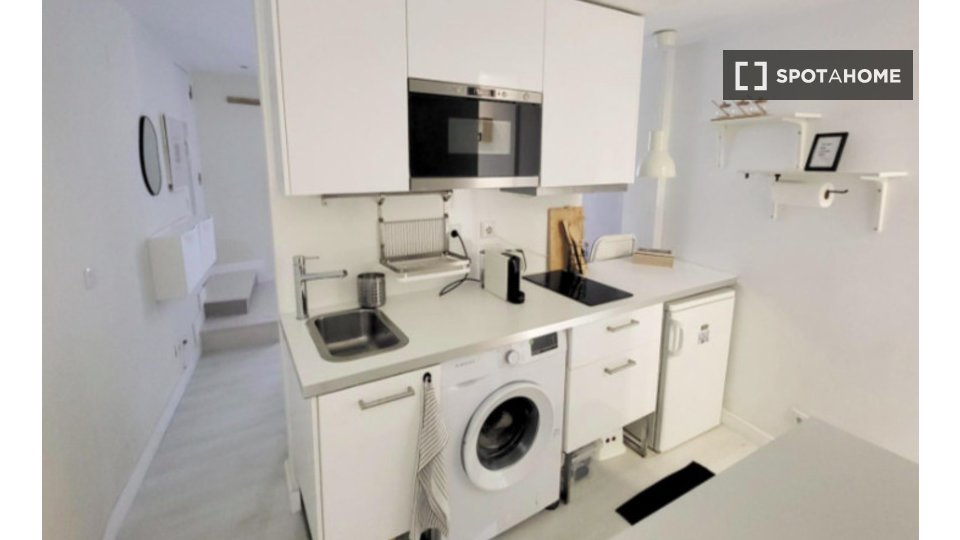 Apartment Lisbon, 1 bed, 32m² — photo 4