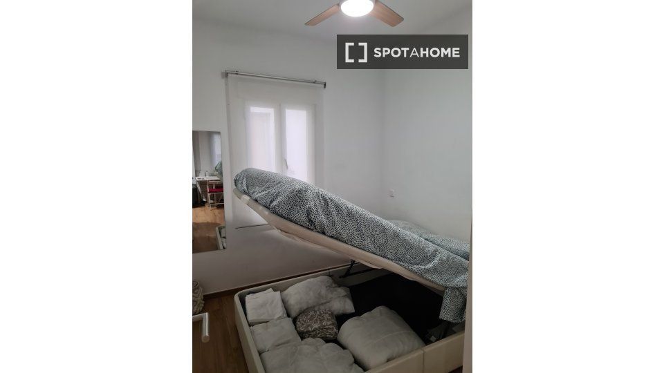 Apartment Madrid, 2 beds, 40m² — photo 32