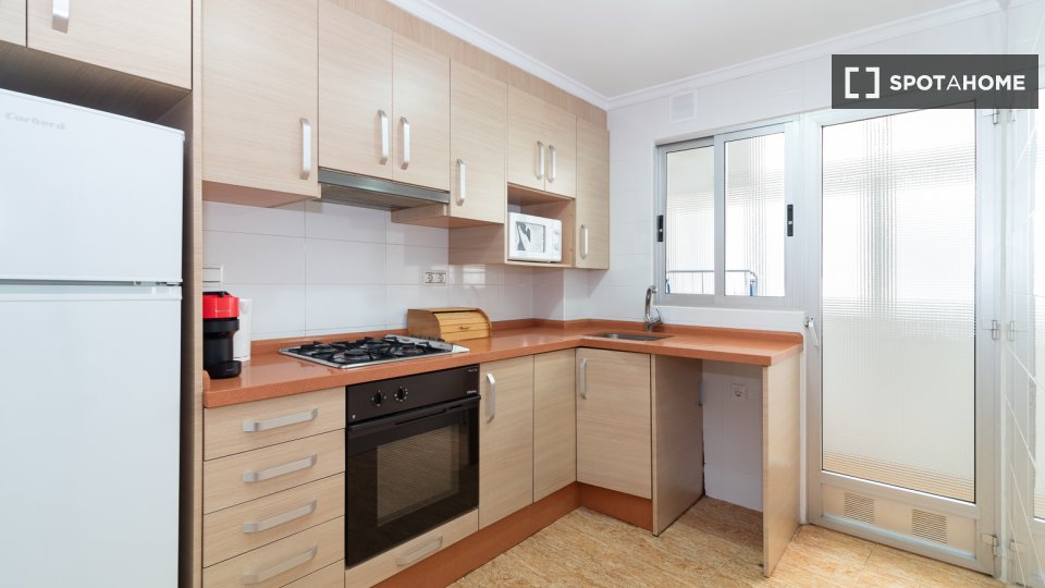 Apartment Valencia, 2 beds, 75m² — photo 2