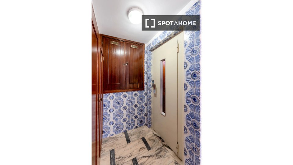 Apartment Porto, 1 bed, 51m² — photo 14