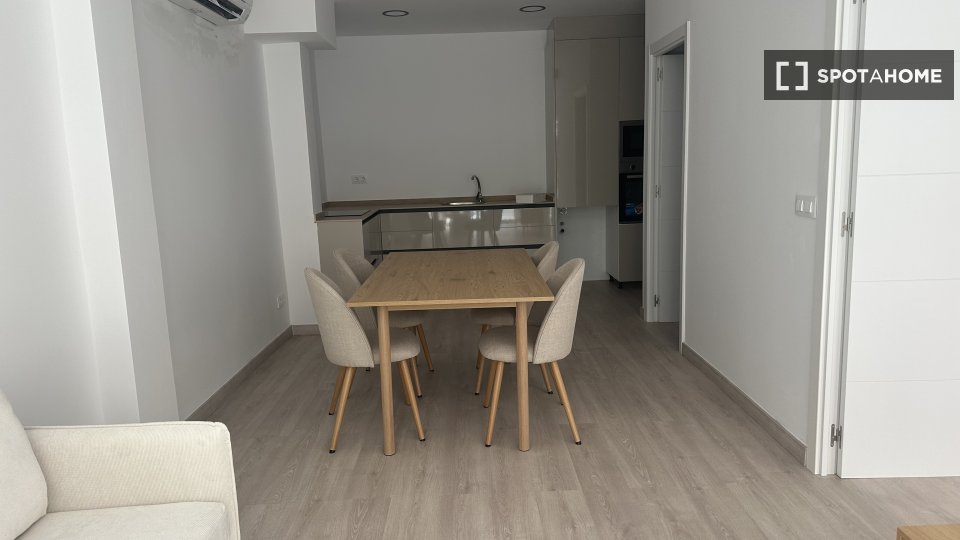 Apartment Barcelona, 2 beds, 60m² — photo 28