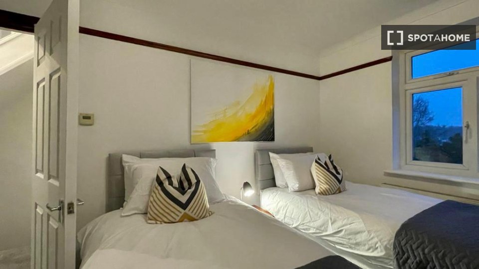 Apartment London, 4 beds — photo 10
