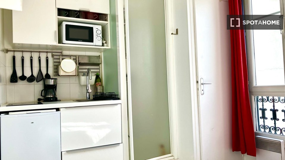 Apartment mono Paris, 10m² — photo 10