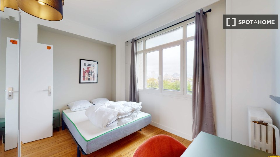 Double room Paris, 12 beds — photo 1