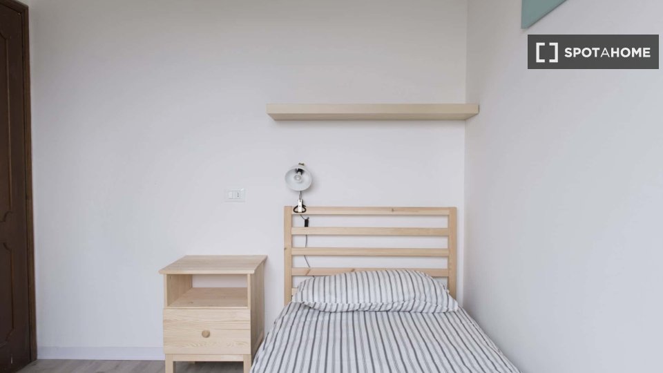 Double room Milan, 5 beds, 130m² — photo 5