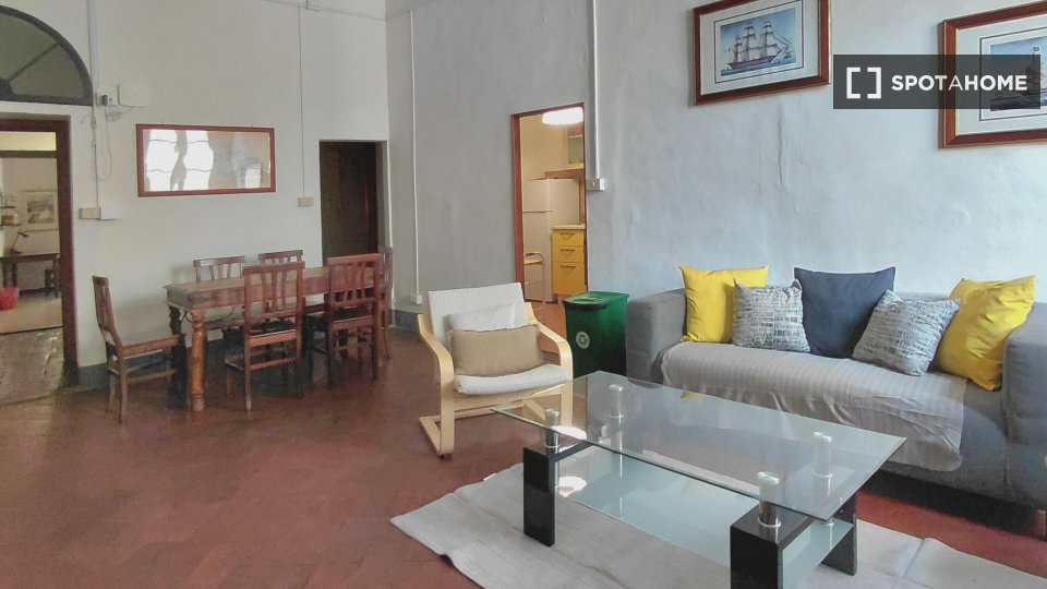 Appartamento con 2 camere da letto in affitto a Santa Croce, Firenze. - in Florence