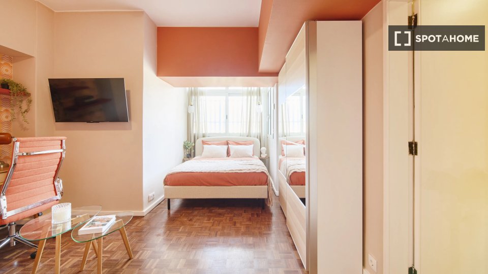 Double room Lisbon, 9 beds — photo 1