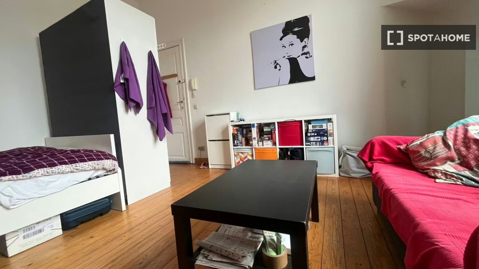 Apartment Brussels, 1 bed, 45m² — photo 1