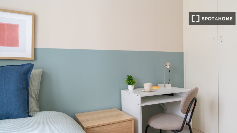 Double room Madrid, 5 beds — photo 14