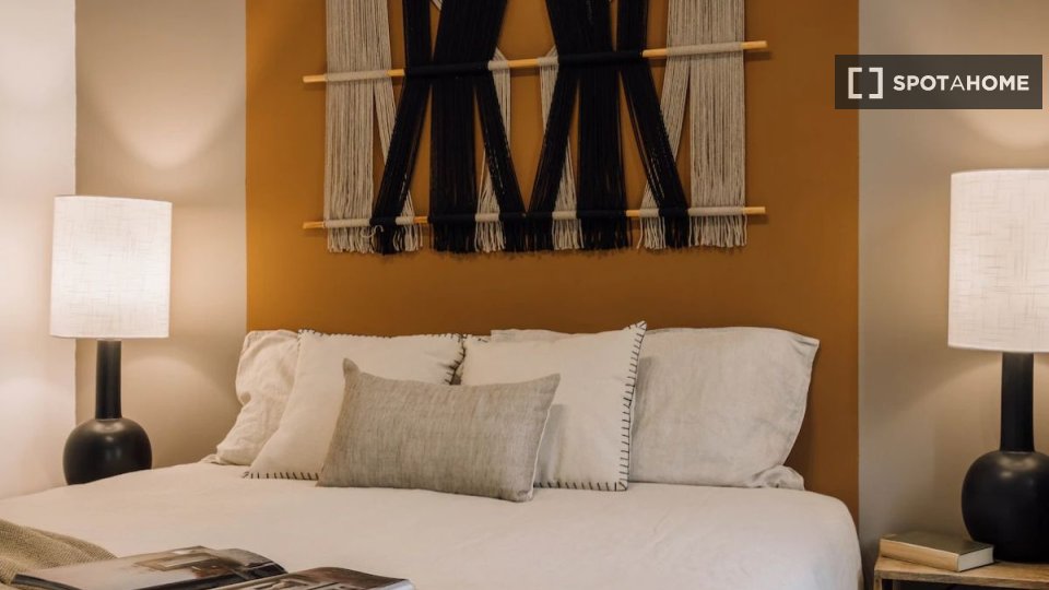 Apartment Lisbon, 1 bed — photo 19
