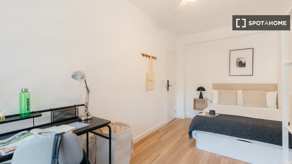 Double room Valencia, 5 beds — photo 19