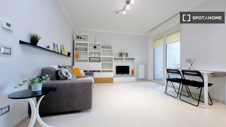 Apartment Rome, 1 bed — photo 11