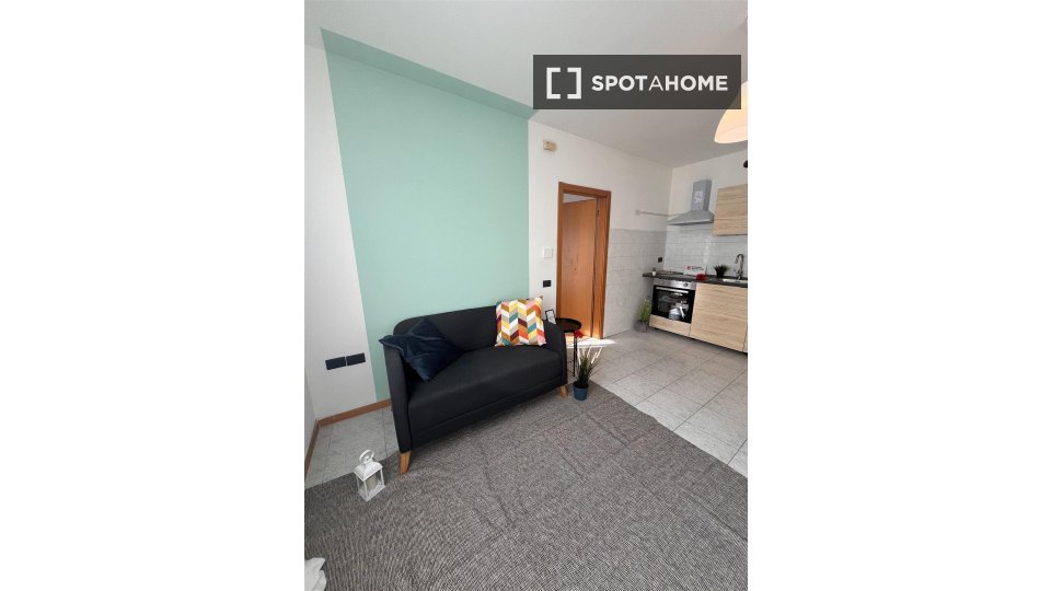 Double room Trento, 1 bed — photo 14