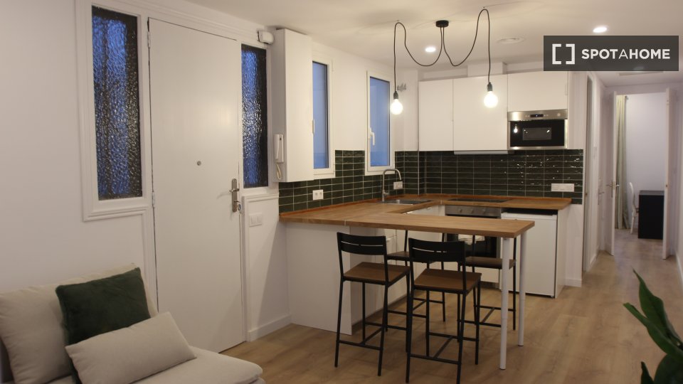 Apartment Barcelona, 2 beds, 65m² — photo 12
