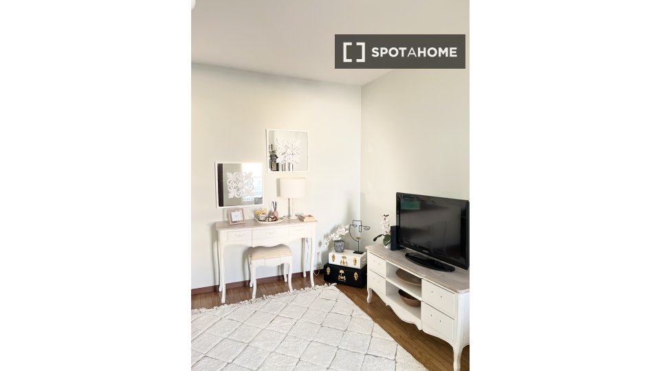 Apartment Porto, 1 bed, 78m² — photo 10