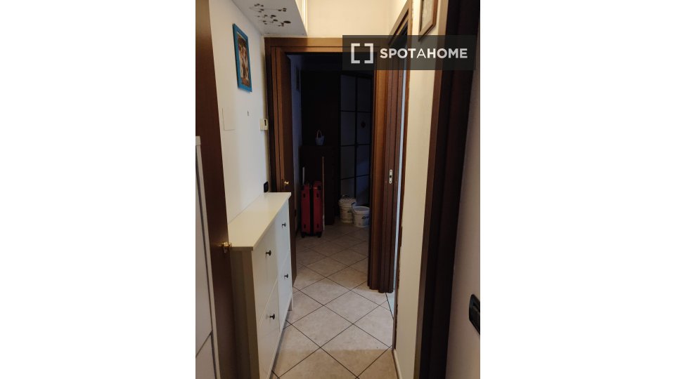 Double room Milan, 2 beds — photo 4