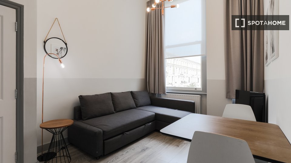 Apartment London, 1 bed — photo 2