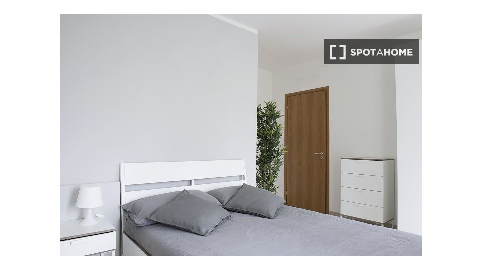Double room Milan, 7 beds, 130m² — photo 12
