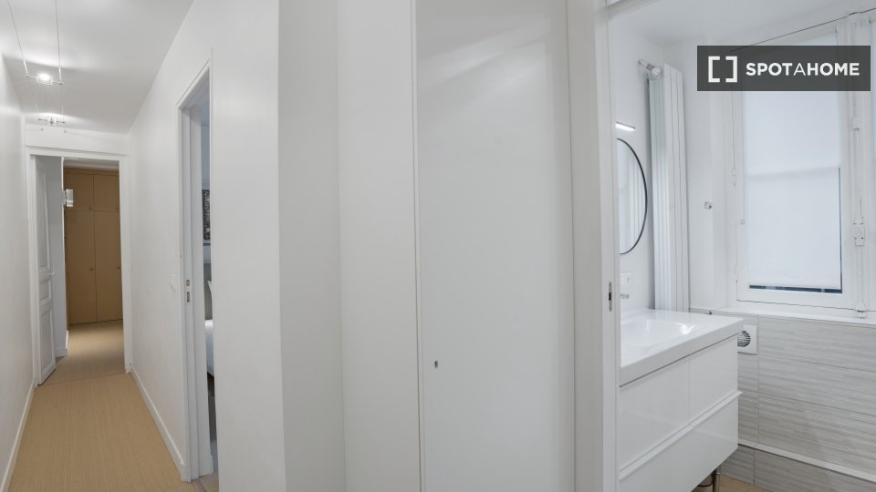 Apartment Paris, 2 beds, 80m² — photo 13