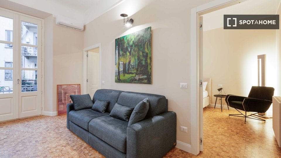 Apartment Milan, 1 bed, 70m² — photo 2