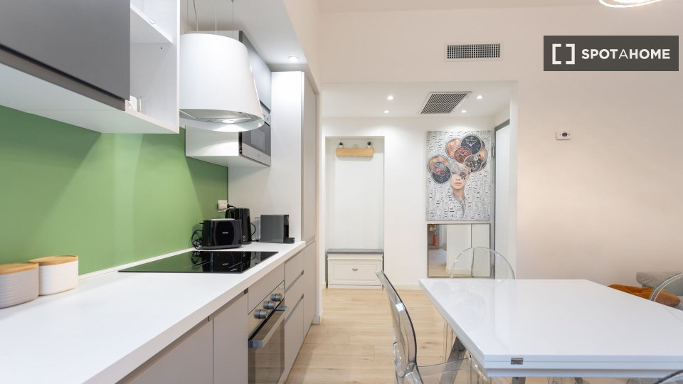 Apartment Milan, 2 beds, 70m² — photo 15