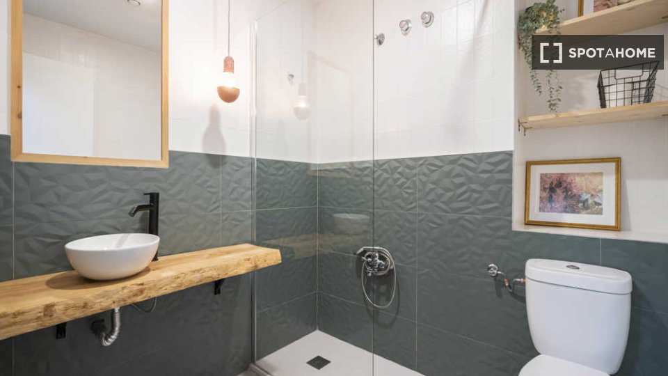 Double room Madrid, 67 beds — photo 28