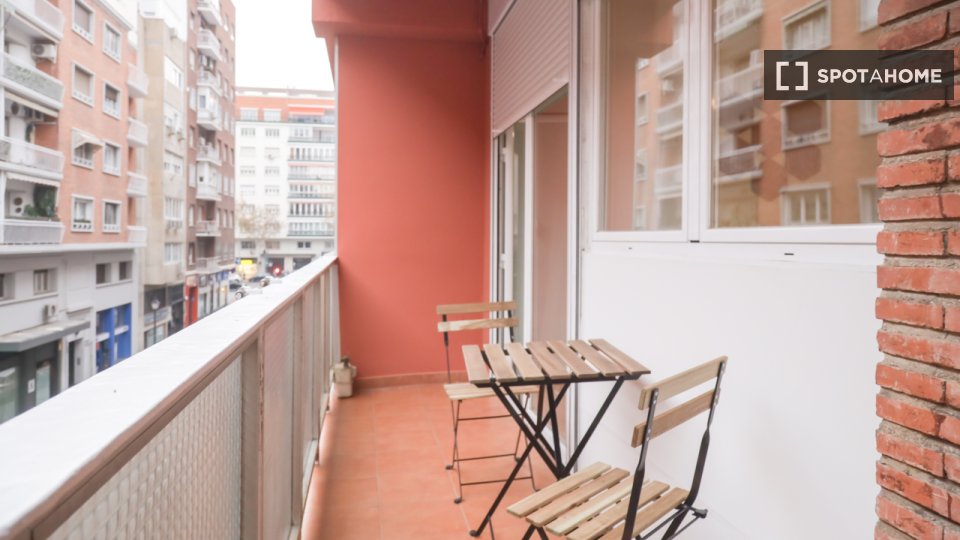 Double room Madrid, 7 beds — photo 19