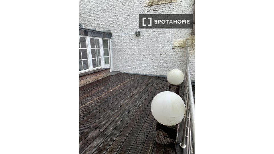 Double room Brussels, 7 beds — photo 1