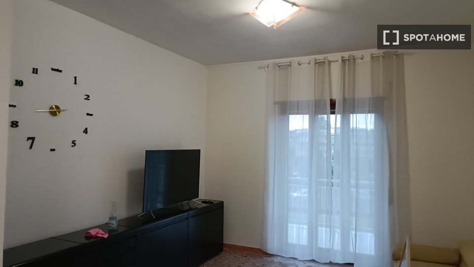 Double room Naples, 4 beds — photo 2