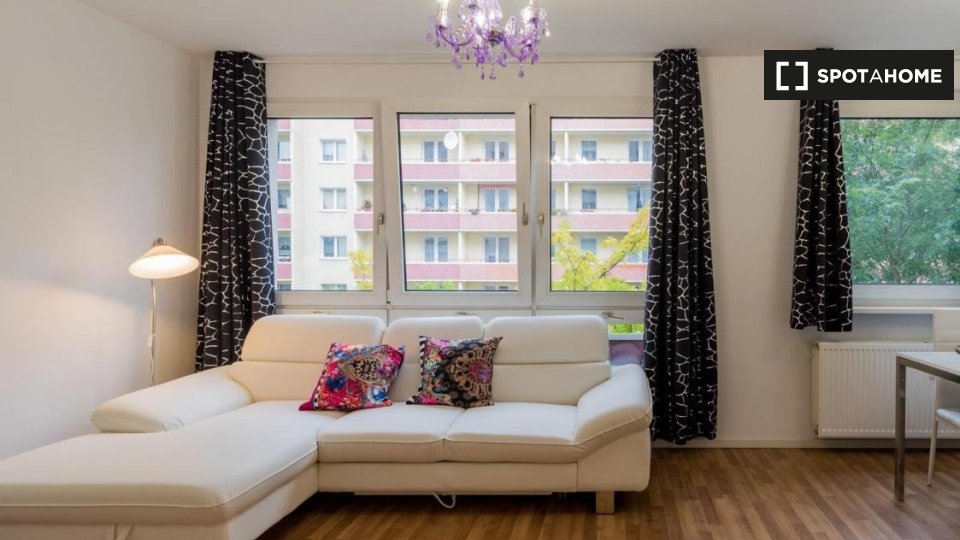 Apartment with 2 bedrooms for rent in Mitte, Berlin (ref 747556