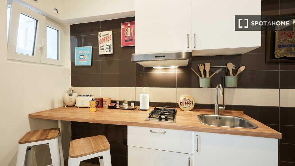 Appartamento Napoli, 1 camera, 64m² — foto 16