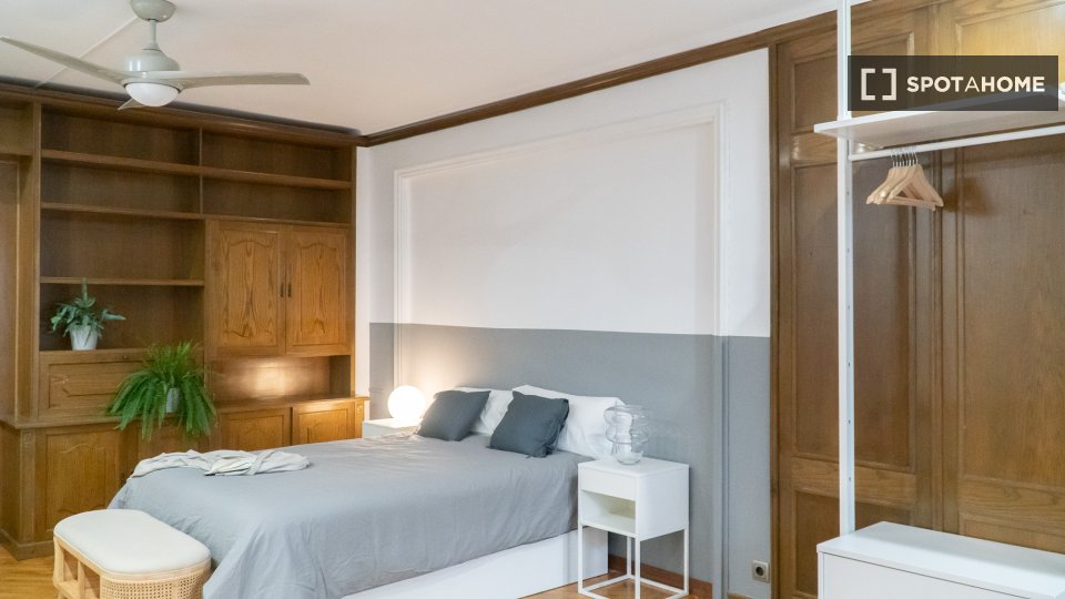 Double room Barcelona, 6 beds — photo 2