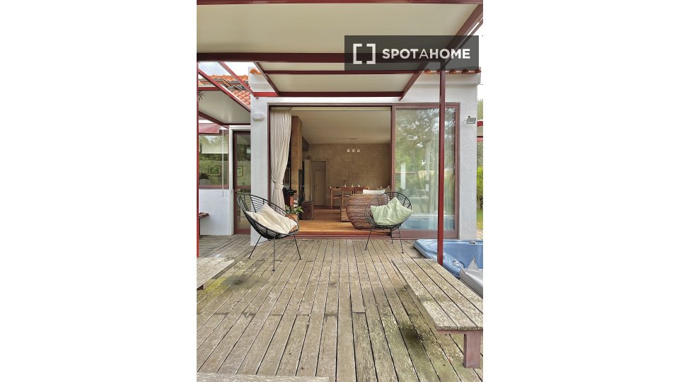 Apartment Lisbon, 4 beds, 120m² — photo 2