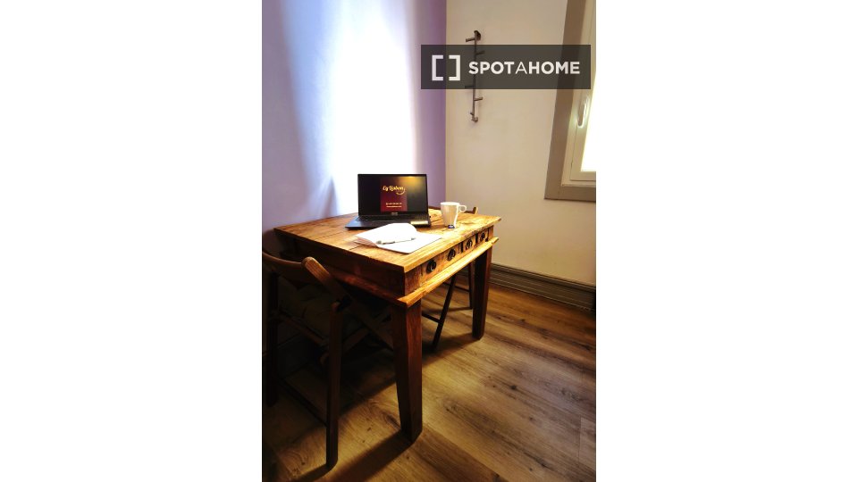 Double room Lisbon, 11 beds, 200m² — photo 20