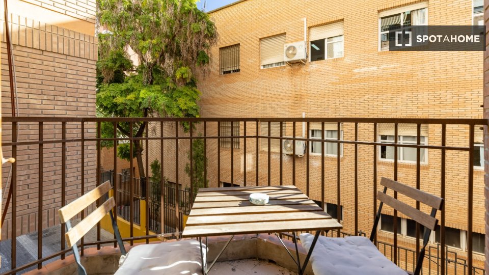 Apartment Valencia, 4 beds — photo 27