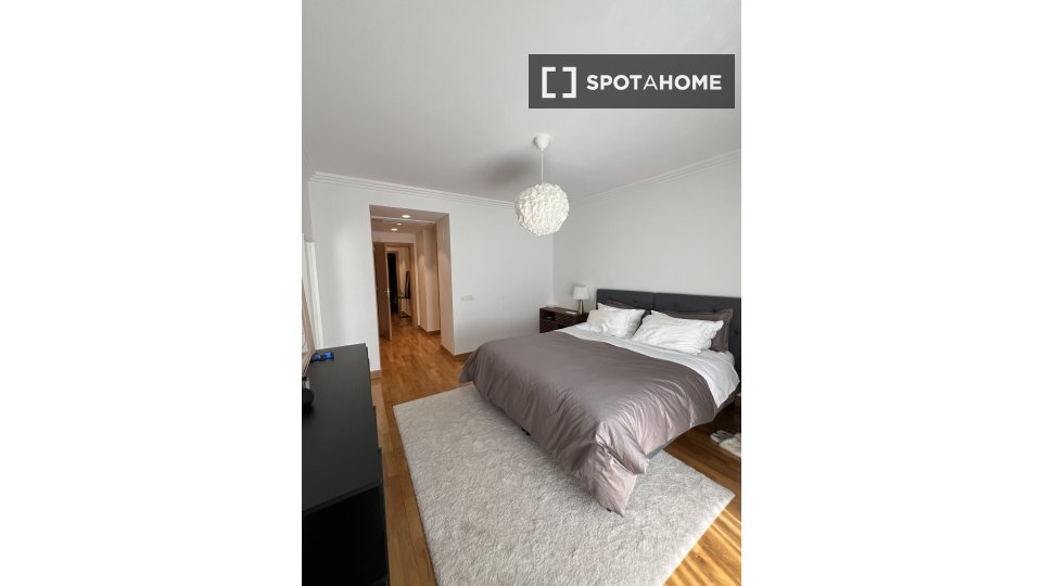 Apartment Lisbon, 3 beds — photo 14