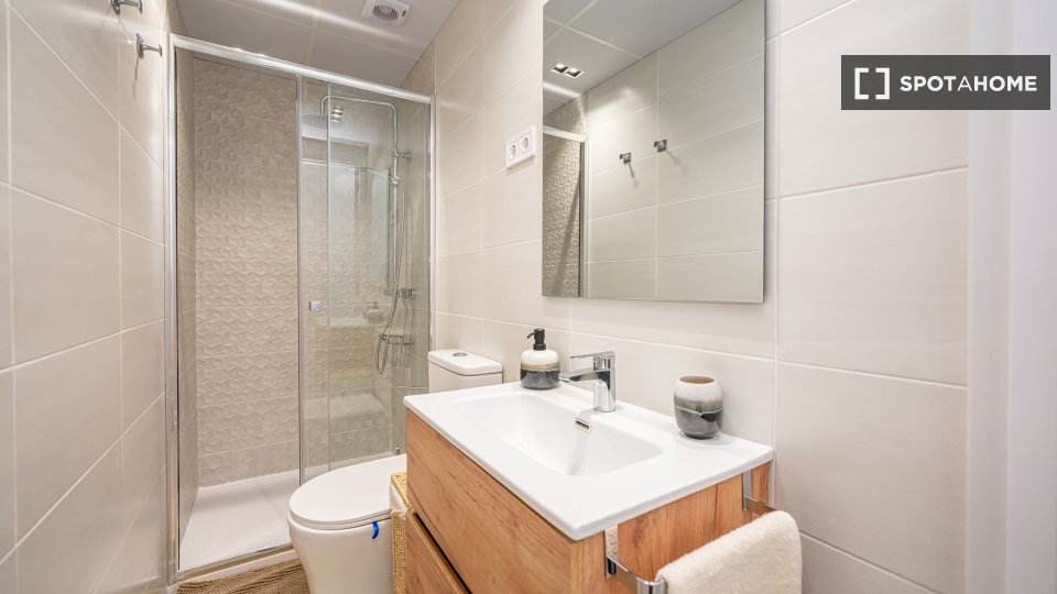 Apartment Madrid, 2 beds, 50m² — photo 14