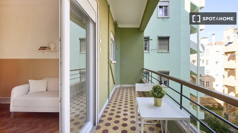 Double room Lisbon, 7 beds — photo 14