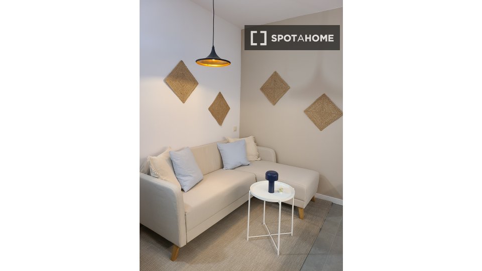 Double room Barcelona, 4 beds, 90m² — photo 19