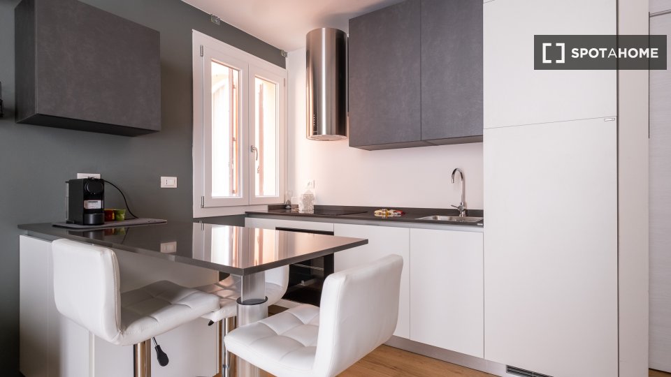 Apartment Bologna, 1 bed — photo 5