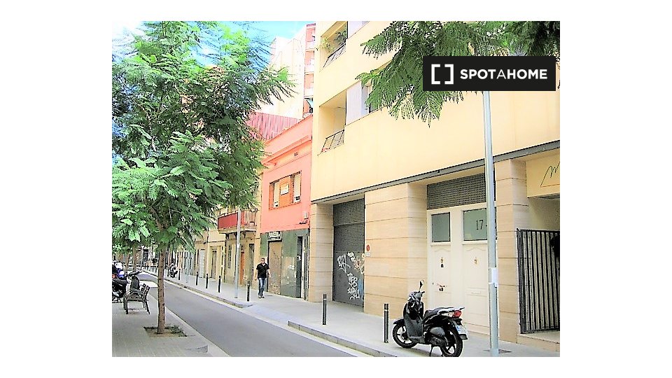 Double room Barcelona, 10 beds, 150m² — photo 30