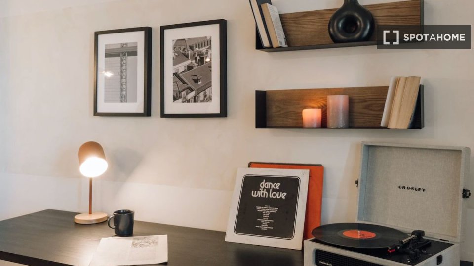 Apartment Lisbon, 2 beds — photo 17