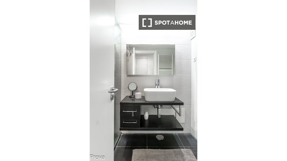 Apartment Lisbon, 2 beds — photo 9