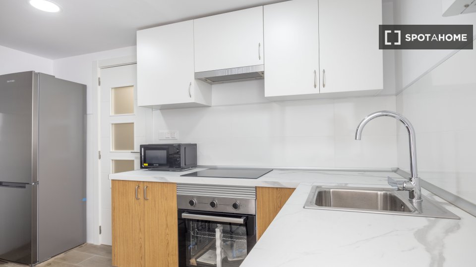 Chambre double Valence, 5 chambres, 100m² — photo 14