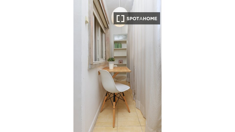 Apartment mono Lisbon — photo 16