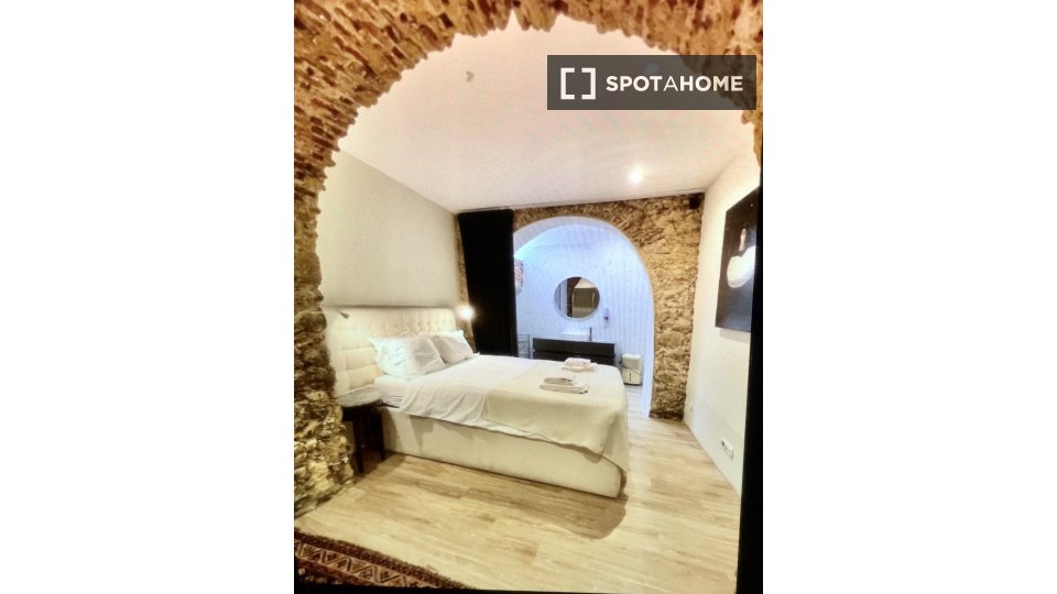 Apartment Lisbon, 2 beds, 90m² — photo 4