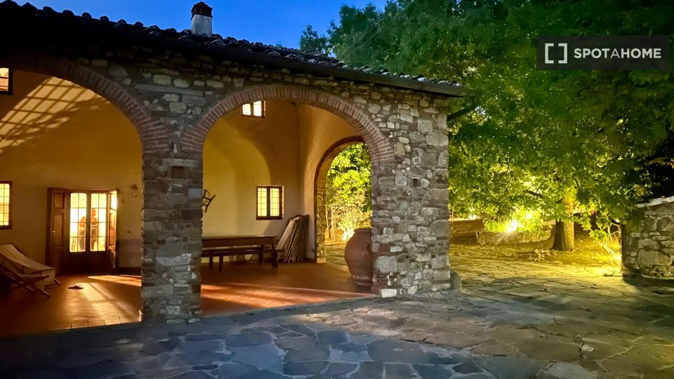 Apartment Florence, 2 beds, 160m² — photo 11