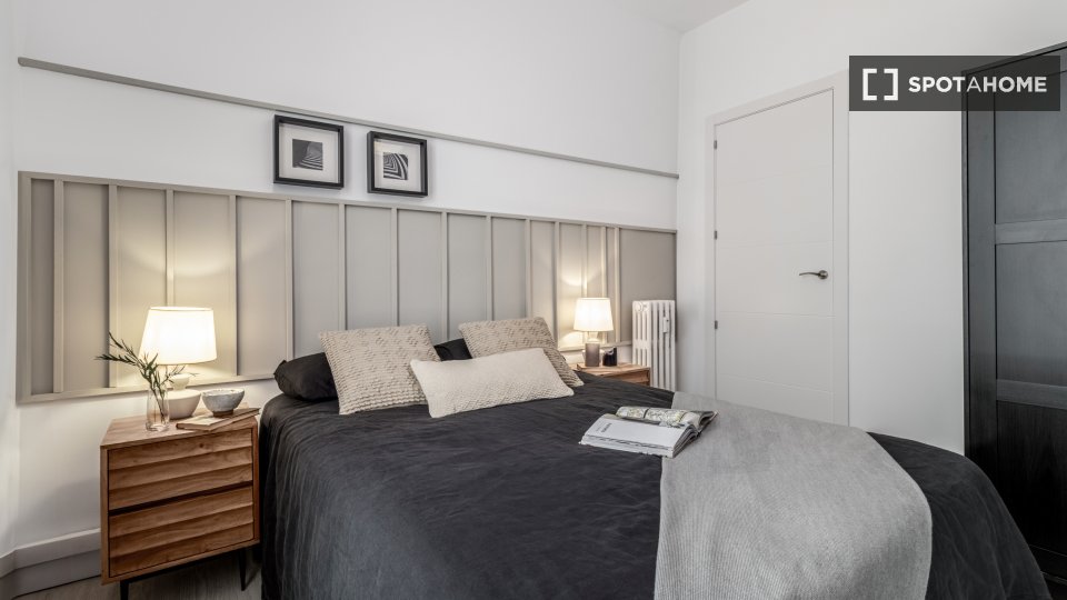 Piso de 4 habitaciones en alquiler en Castellana, Madrid